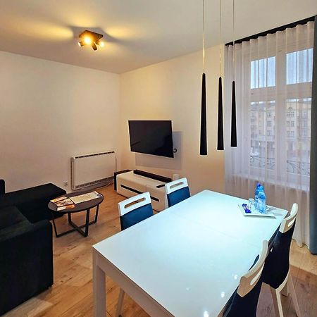 Apartamenty Na Starowce - 3 Pietro Z Widokiem Na Ratusz, Rynek Glowny I Centrum Kalisz (Greater Poland) Exterior foto